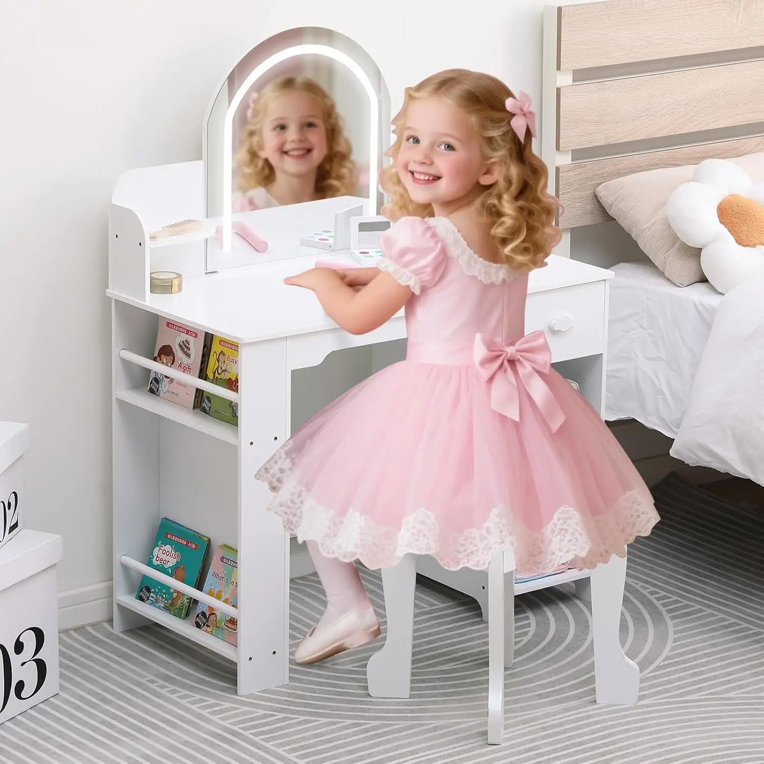 Kids Vanity Table and Chair Set